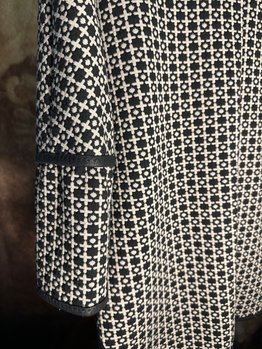 Max Studio Patterned Women’s Top - Picture 2 of 3